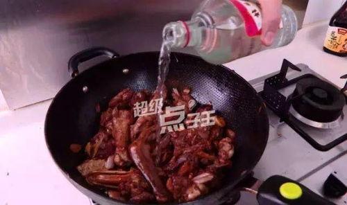 火焰醉鹅制作视频,香辣诱人，视觉与味蕾的双重盛宴